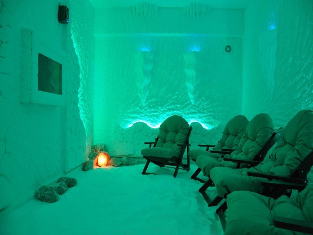 Hotel Jezero بور المظهر الخارجي الصورة
